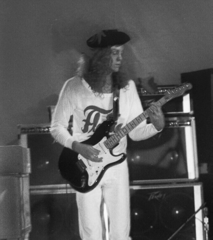 Allen Collins Tntheatre Bw